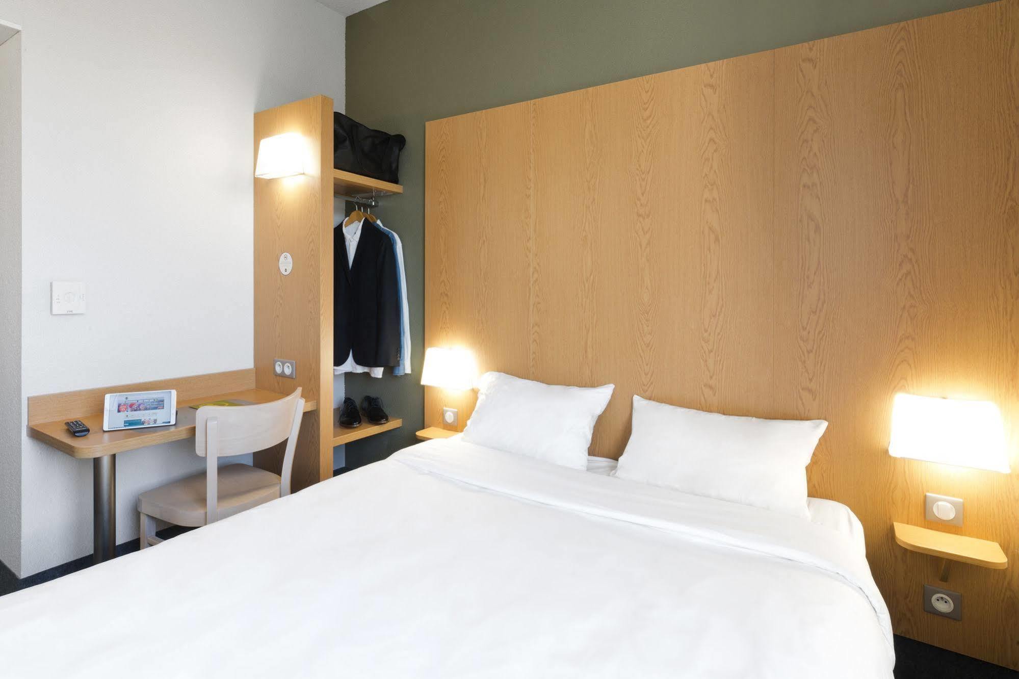 B&B Hotel La Roche-Sur-Yon Mouilleron-le-Captif Exterior photo